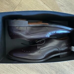Allen Edmond’s lucca size 13. Brand new in box $400
